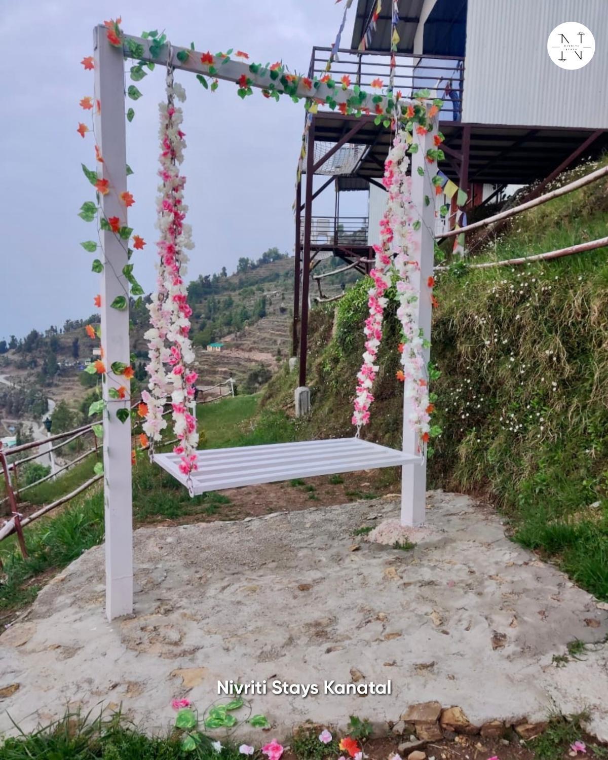 Nivriti Stays Kanatal Exterior foto